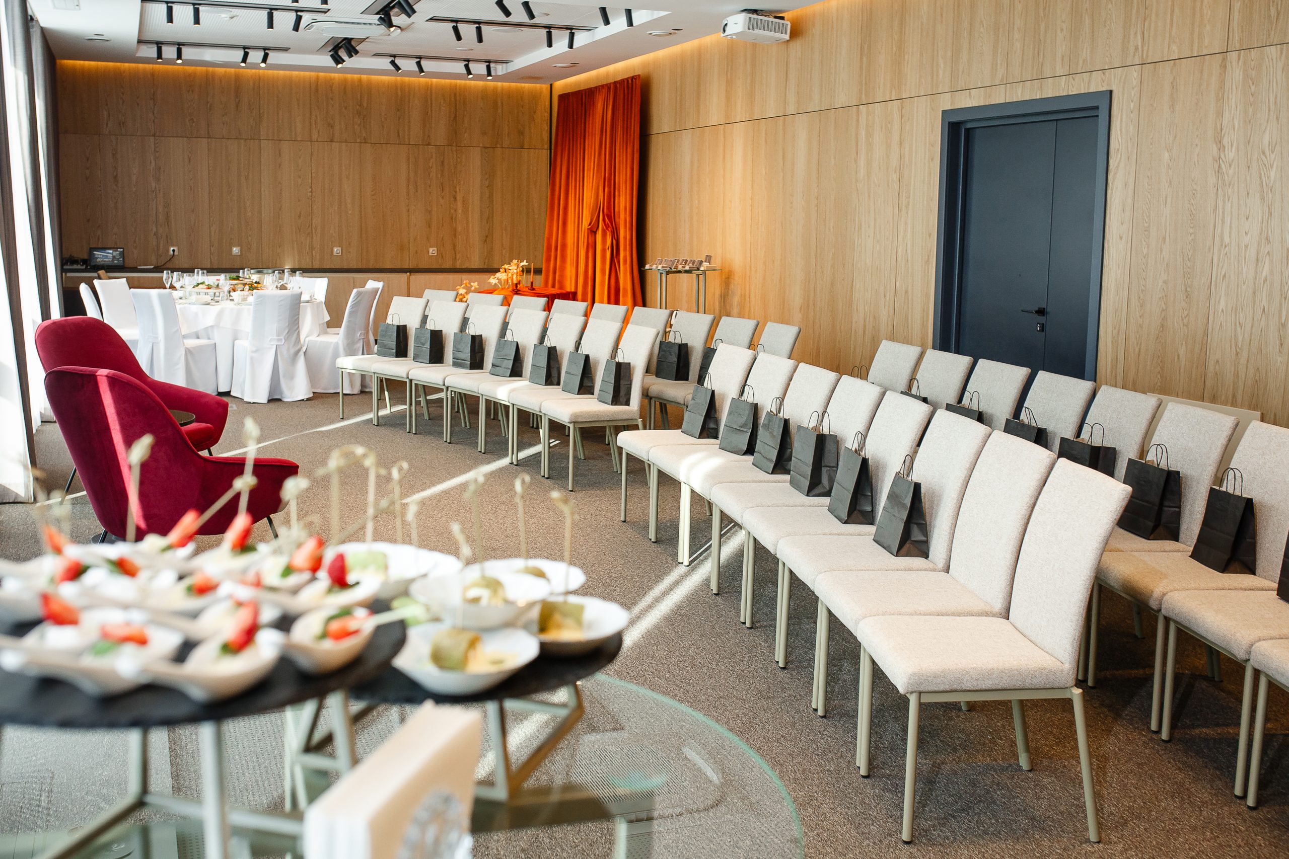 Банкетный зал «Венера»